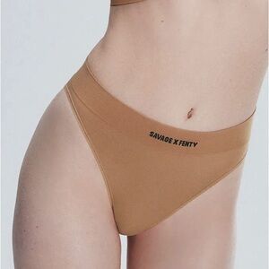 Savage X Fenty Seamless High Waist Thong Size M